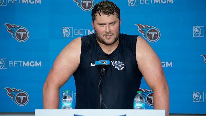 OG Peter Skoronski takes the podium to answer questions in Titans press conference.